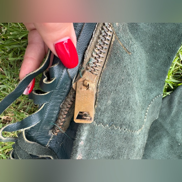 60s-70s Vintage Green Suede Chaps - Picture 3 of 15